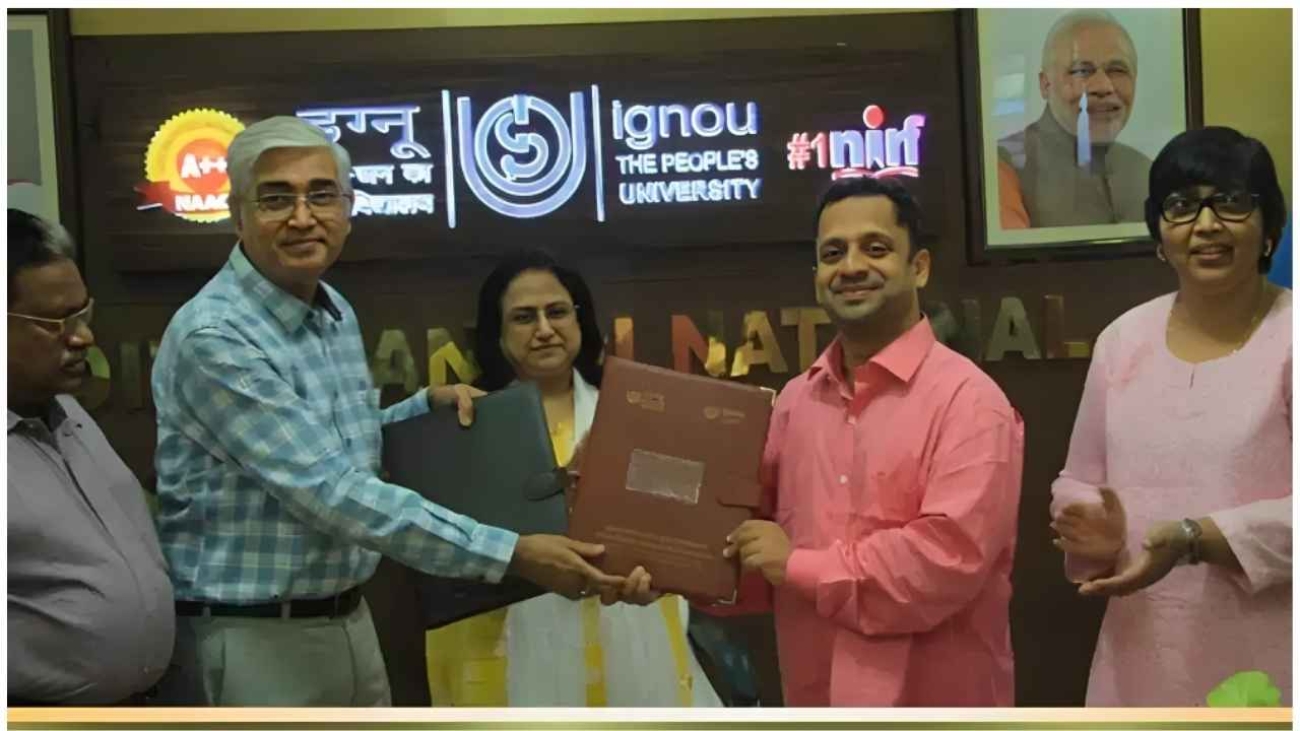 IGNOU Signs MoU with IIT Bombay